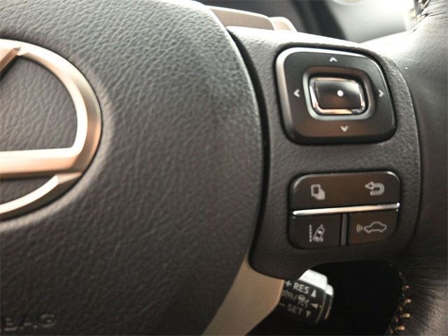 2018 Lexus IS IS 300 RWD - 22927421 - 23