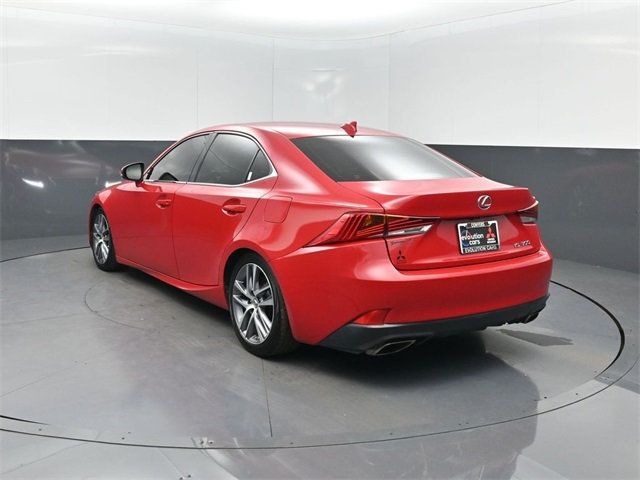 2018 Lexus IS 300 photo 3