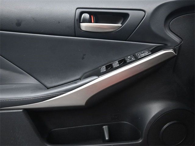 2018 Lexus IS IS 300 RWD - 22927421 - 8