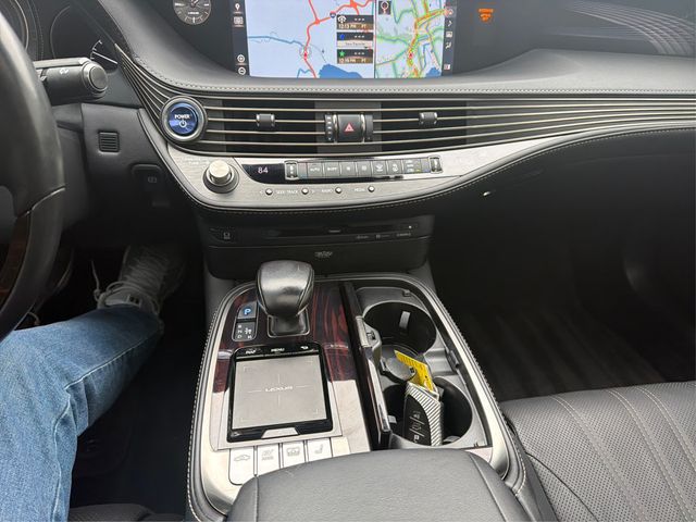 2018 Lexus LS LS 500h AWD - 23015982 - 14