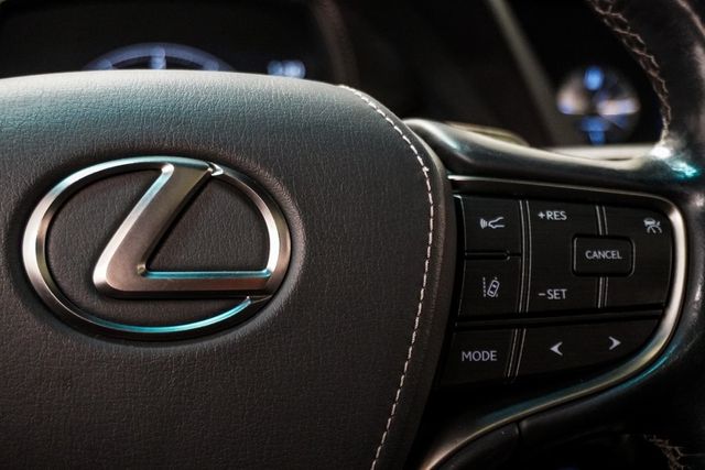 2018 Lexus LS LS 500 RWD - 22940384 - 17