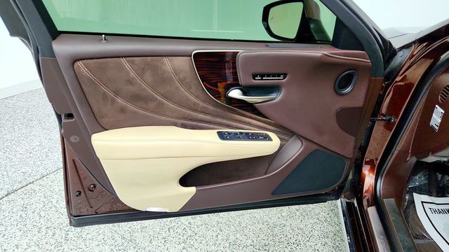 2018 Lexus LS LS 500 w/ Luxury Pkg, Panoramic Roof & Mark Levinson - 23089805 - 10