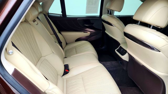 2018 Lexus LS LS 500 w/ Luxury Pkg, Panoramic Roof & Mark Levinson - 23089805 - 23