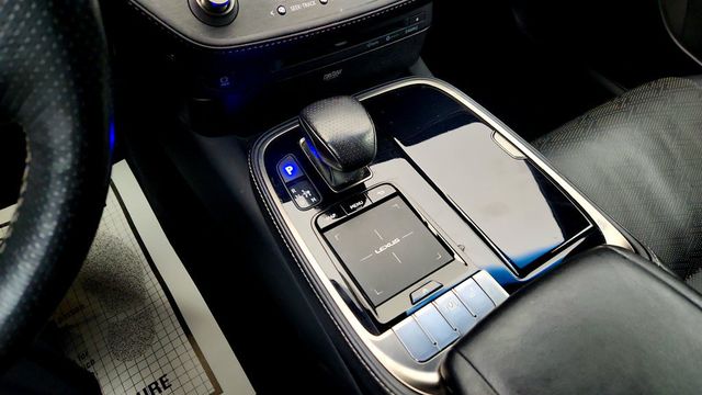2018 Lexus LS LS 500 w/ Mark Levinson Audio, F SPORT Package & Panorama Roof - 23019262 - 15