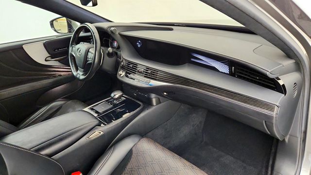 2018 Lexus LS LS 500 w/ Mark Levinson Audio, F SPORT Package & Panorama Roof - 23019262 - 24