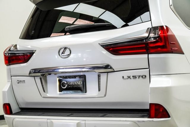 2018 Lexus LX 570 - 23054245 - 12