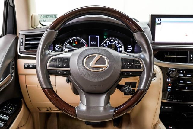 2018 Lexus LX 570 - 23054245 - 22
