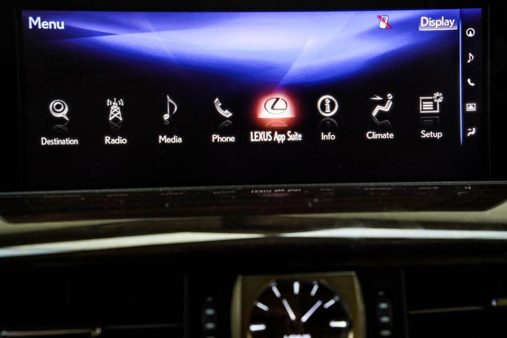 Lexus LX photo 34