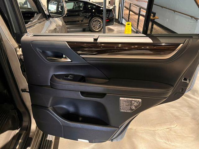 2018 Lexus LX LocalTrade/570/TwoRow/4WD/AdapCruise/HtdSeats/MoonRoof - 23019632 - 25