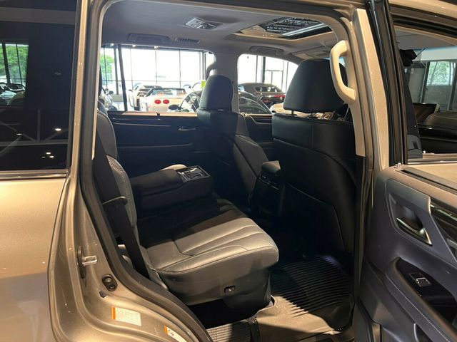 2018 Lexus LX LocalTrade/570/TwoRow/4WD/AdapCruise/HtdSeats/MoonRoof - 23019632 - 26