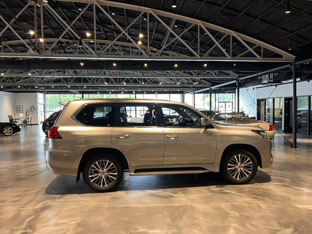 2018 Lexus LX LocalTrade/570/TwoRow/4WD/AdapCruise/HtdSeats/MoonRoof - 23019632 - 5