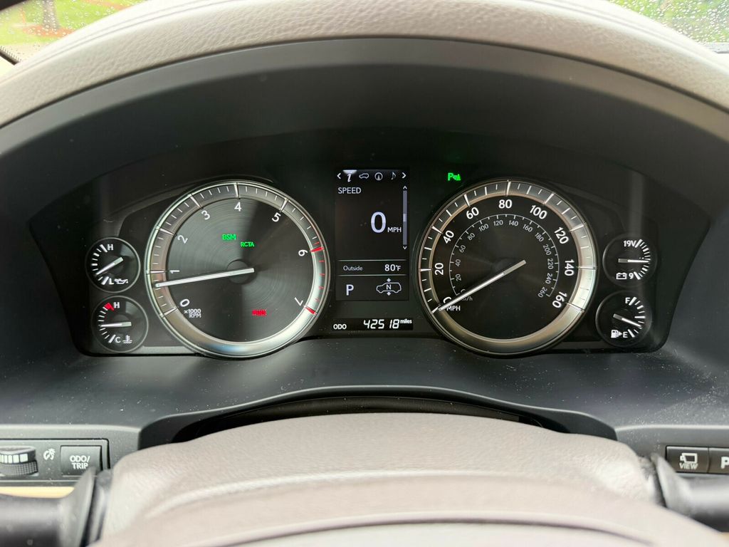 2018 Lexus LX LX570, Only 42K Miles, Apple CarPlay, Excellent Condition - 23052253 - 30