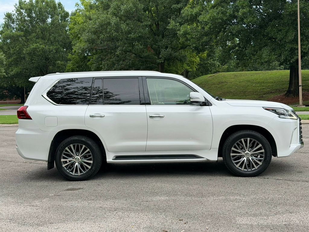 2018 Lexus LX LX570, Only 42K Miles, Apple CarPlay, Excellent Condition - 23052253 - 6