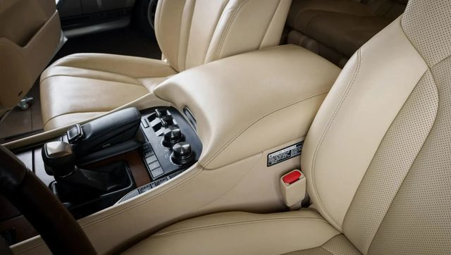 2018 Lexus LX LX 570 Three Row 4WD - 22938518 - 31