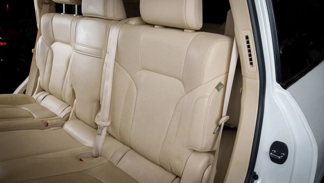 2018 Lexus LX LX 570 Three Row 4WD - 22938518 - 36