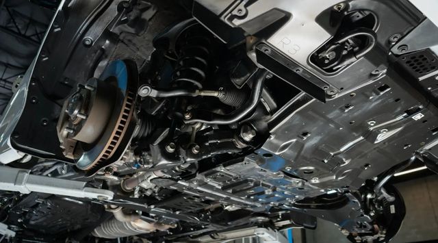 2018 Lexus LX LX 570 Three Row 4WD - 22938518 - 50