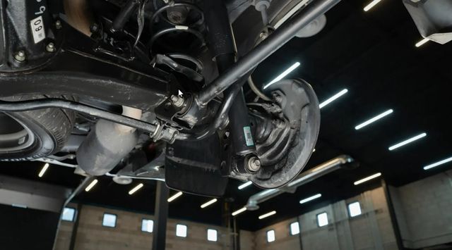 2018 Lexus LX LX 570 Three Row 4WD - 22938518 - 57