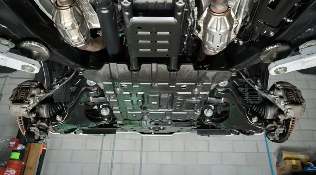 2018 Lexus LX LX 570 Three Row 4WD - 22938518 - 64