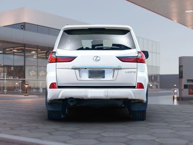 2018 Lexus LX LX 570 Three Row 4WD - 22938518 - 8