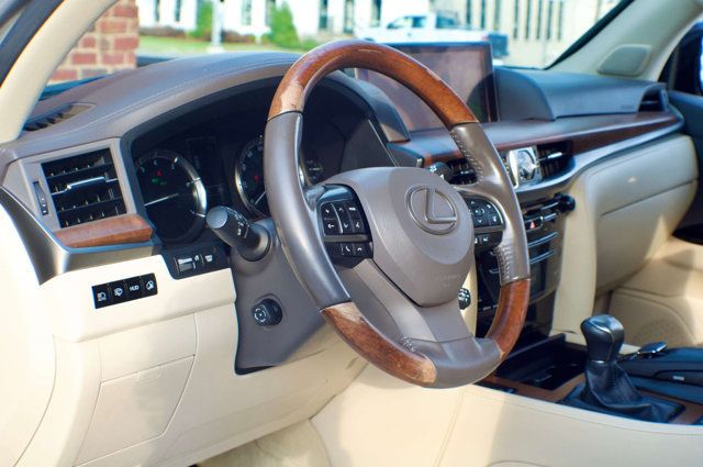 2018 Lexus LX MSRP$100324/LuxuryPkg/HeadsUpDisplay/RearEntertainment/NAV - 22997629 - 18