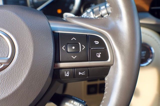 2018 Lexus LX MSRP$100324/LuxuryPkg/HeadsUpDisplay/RearEntertainment/NAV - 22997629 - 20