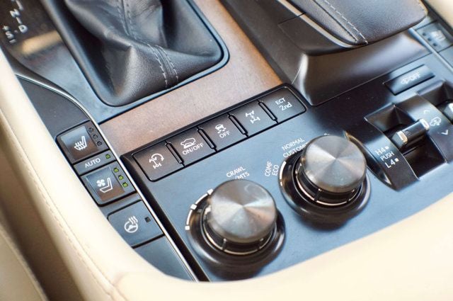 2018 Lexus LX MSRP$100324/LuxuryPkg/HeadsUpDisplay/RearEntertainment/NAV - 22997629 - 28