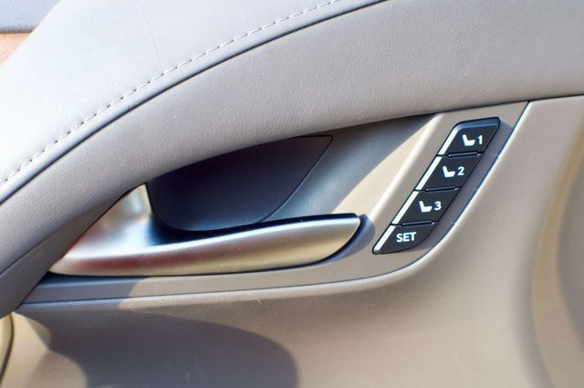 2018 Lexus LX MSRP$100324/LuxuryPkg/HeadsUpDisplay/RearEntertainment/NAV - 22997629 - 39