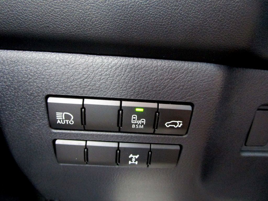 2018 Lexus NX NX 300 AWD - 23043709 - 29