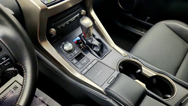 2018 Lexus NX NX 300 AWD w/ Comfort Package & Moonroof - 23042684 - 17
