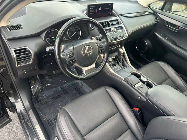 2018 Lexus NX NX 300h AWD - 23067563 - 9