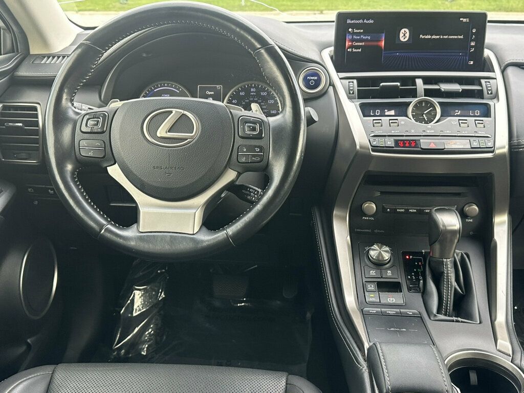 2018 Lexus NX NX 300h AWD - 23067563 - 22
