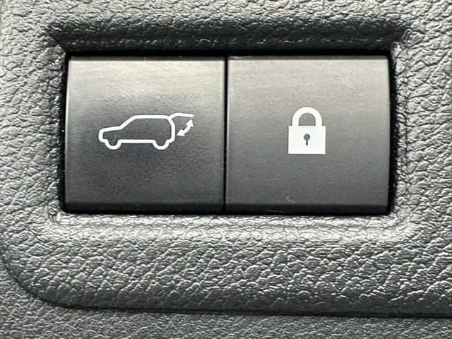 2018 Lexus NX NX 300h AWD - 23067563 - 39