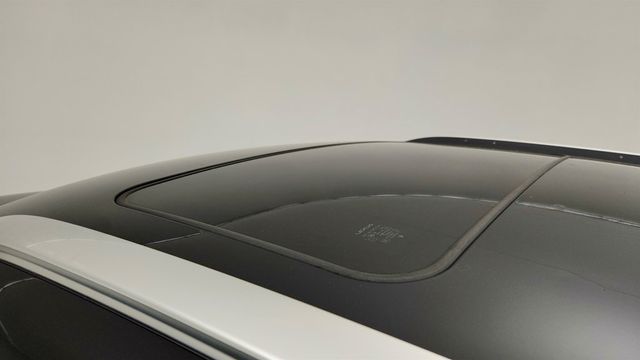 2018 Lexus RX RX 350L Premium AWD w/ 12.3'' Nav, Premium Pkg & BS Monitoring - 23016443 - 9