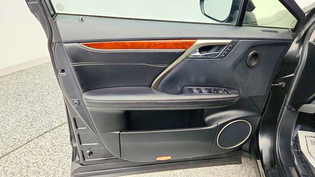 2018 Lexus RX RX 350L Premium AWD w/ 12.3'' Nav, Premium Pkg & BS Monitoring - 23016443 - 10