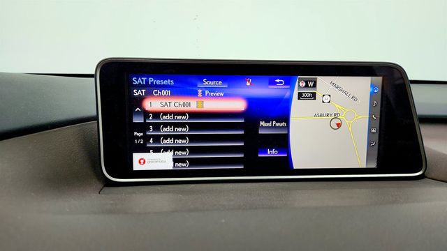 2018 Lexus RX RX 350L Premium AWD with 12.3'' Navigation, 20'' Wheels & BLIS - 22979625 - 20