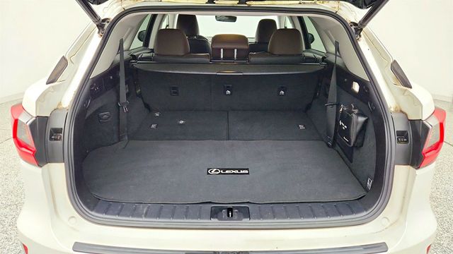 2018 Lexus RX RX 350L Premium AWD with 12.3'' Navigation, 20'' Wheels & BLIS - 22979625 - 23