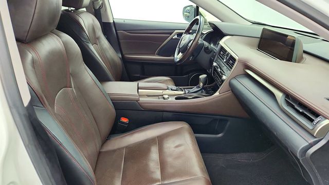 2018 Lexus RX RX 350L Premium AWD with 12.3'' Navigation, 20'' Wheels & BLIS - 22979625 - 25