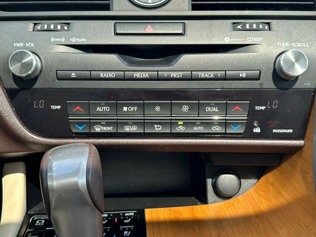2018 Lexus RX RX 450h AWD - 21943704 - 28