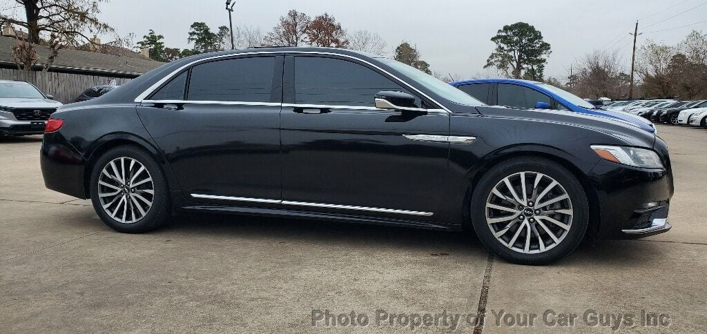 2018 Lincoln Continental Black on Black - 22758669 - 10