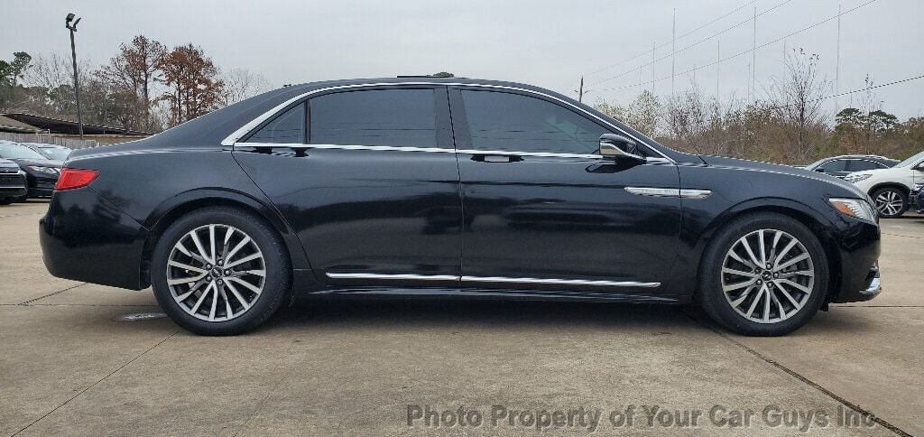 2018 Lincoln Continental Black on Black - 22758669 - 11