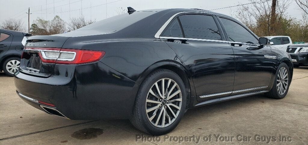 2018 Lincoln Continental Black on Black - 22758669 - 13