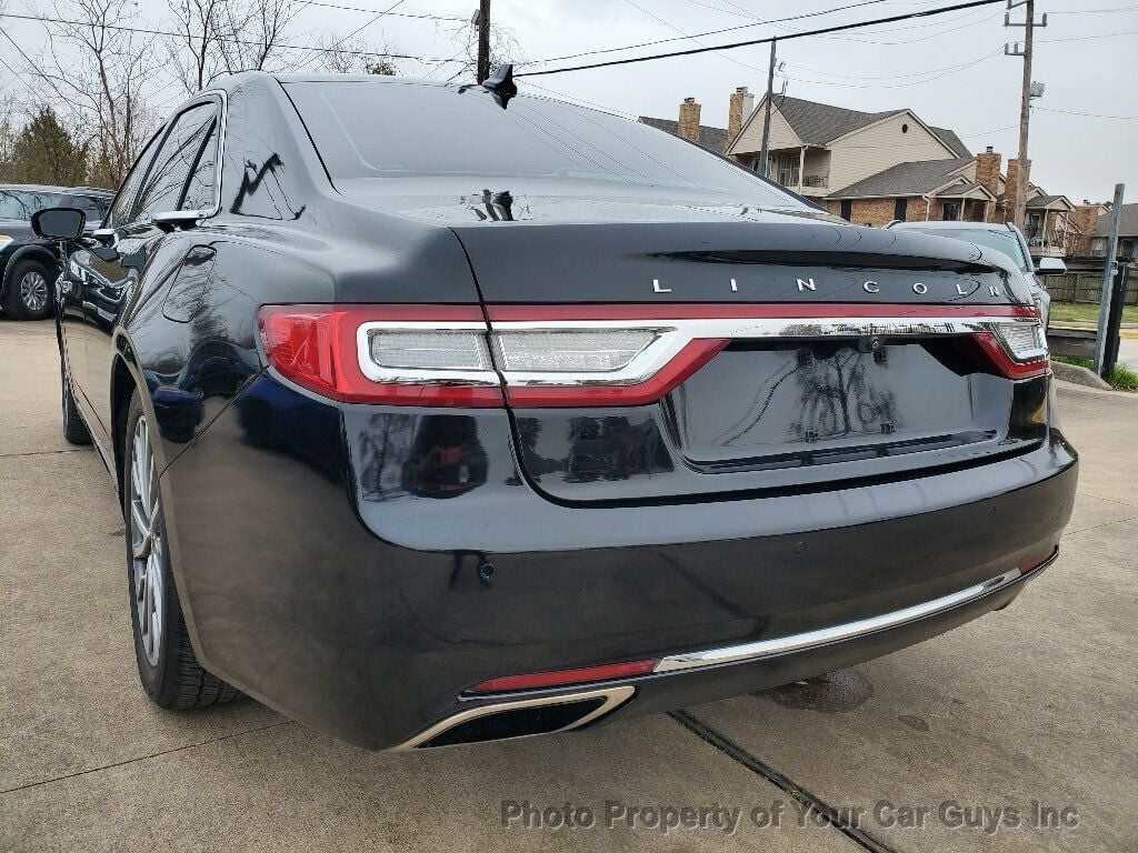 2018 Lincoln Continental Black on Black - 22758669 - 19