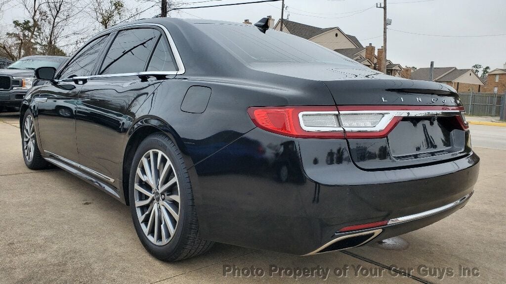 2018 Lincoln Continental Black on Black - 22758669 - 20