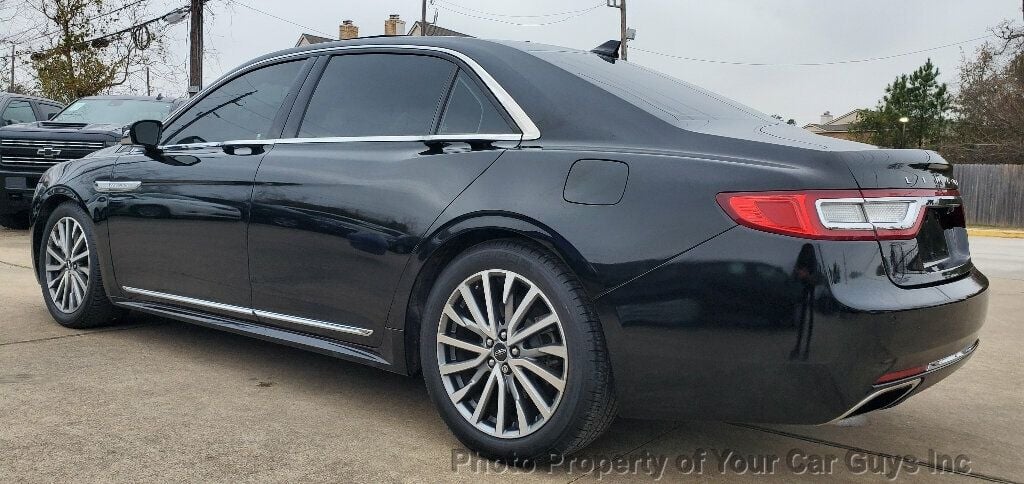 2018 Lincoln Continental Black on Black - 22758669 - 21