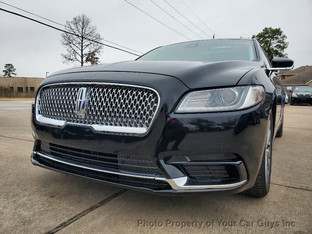 2018 Lincoln Continental Black on Black - 22758669 - 2