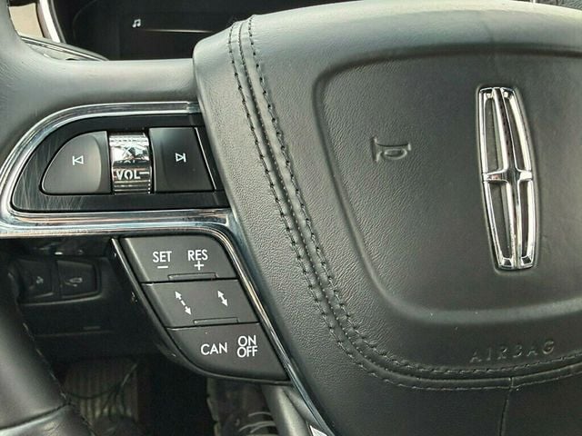 2018 Lincoln Continental Reserve AWD - 22985556 - 23