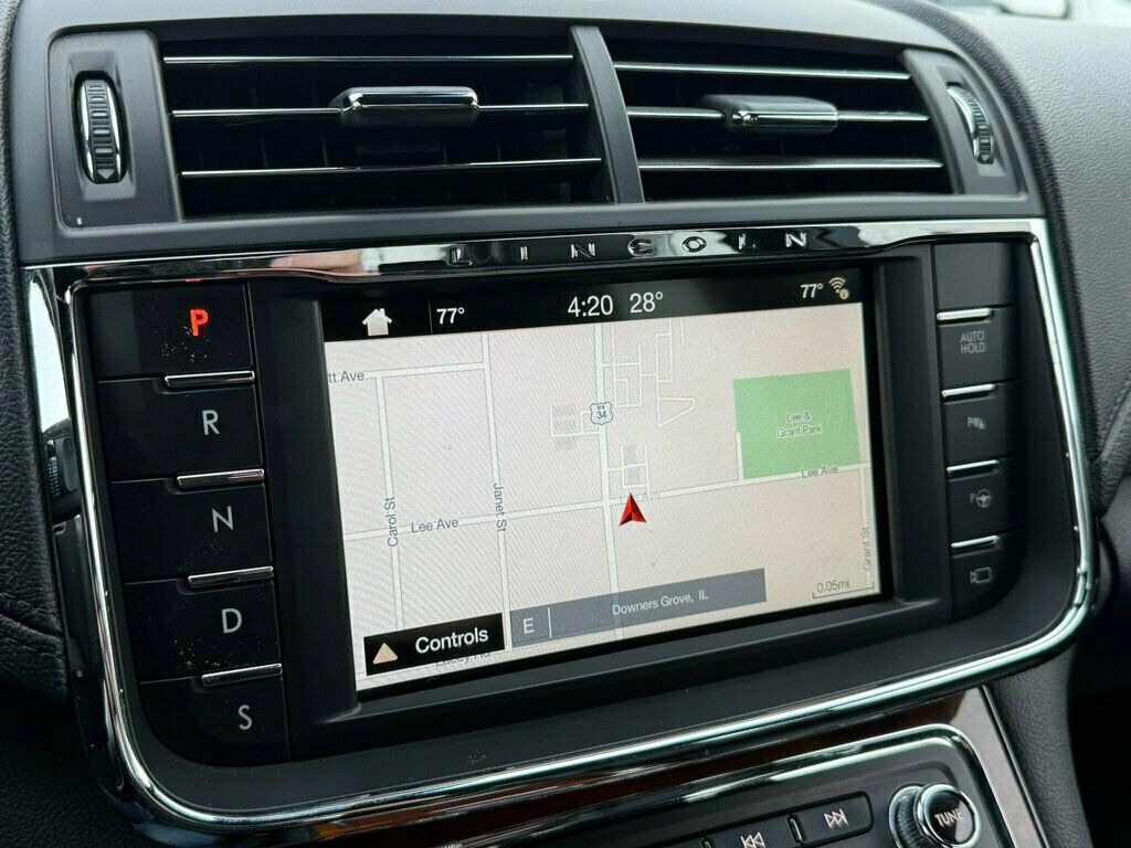 2018 Lincoln Continental Reserve AWD - 22985556 - 2