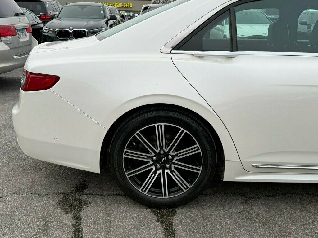 2018 Lincoln Continental Reserve AWD - 22985556 - 29