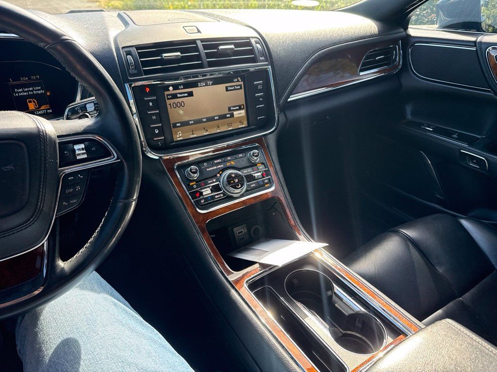 2018 Lincoln Continental Select AWD - 23086930 - 14