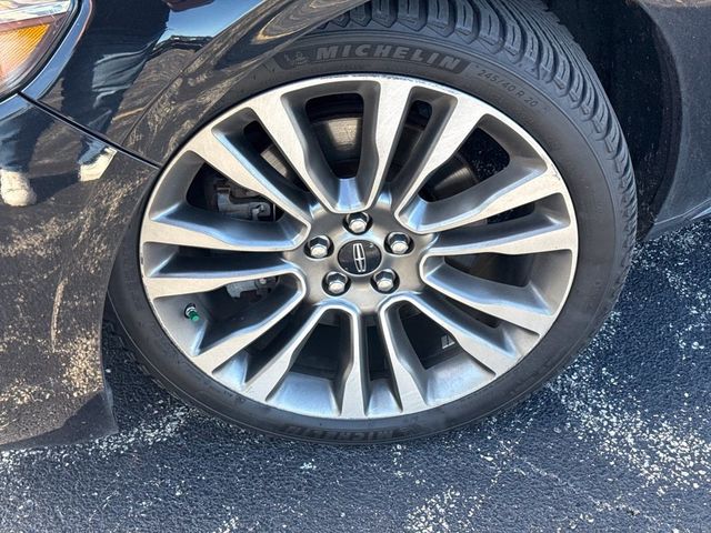 2018 Lincoln Continental Select AWD - 23086930 - 1